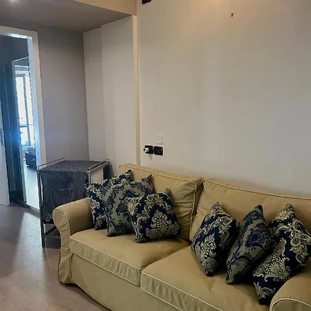 Casa Enri 아파트 알바